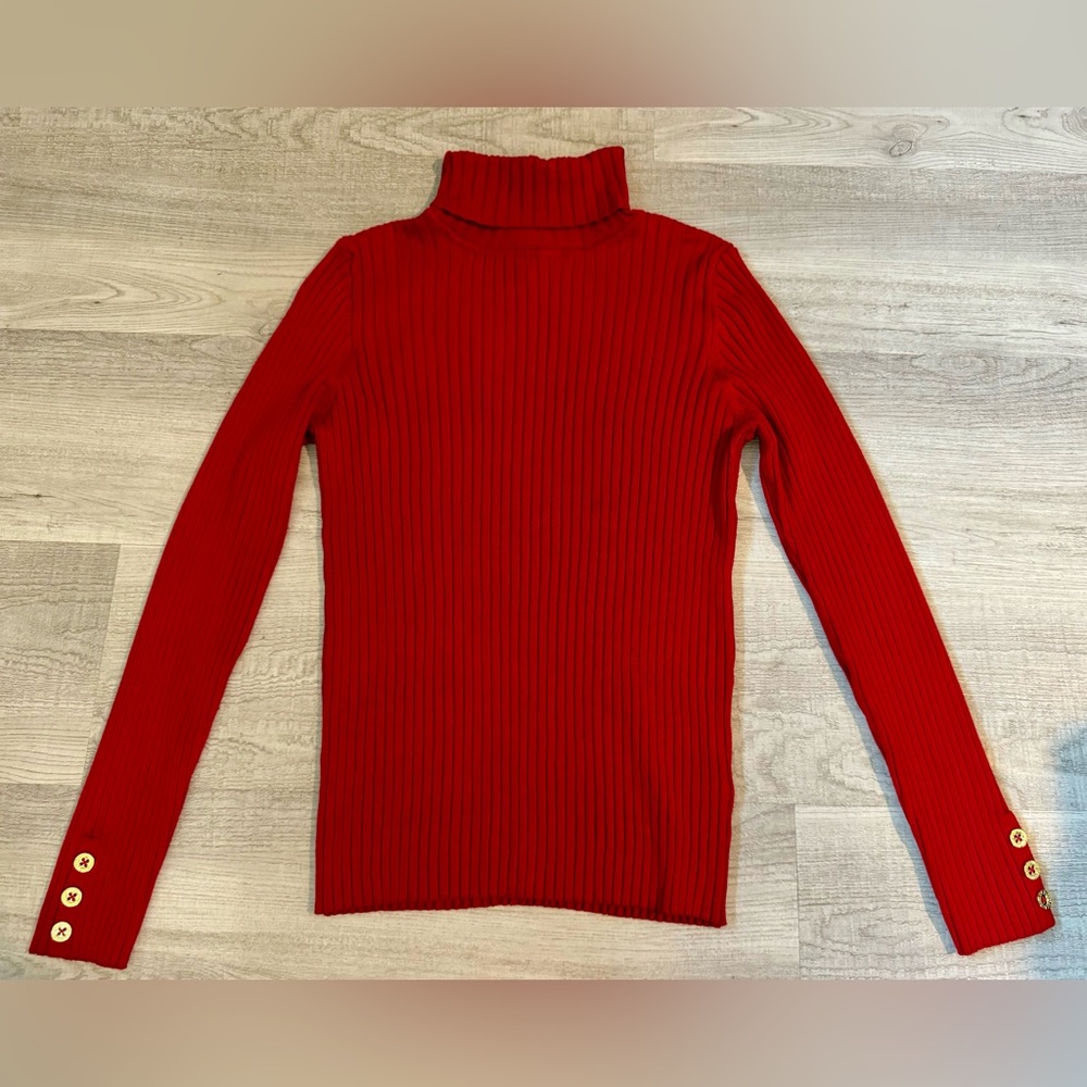 Ellen Tracy Red Ribbed Fitted Turtleneck w/Gold Logo Buttons on Sleeves. Size L. - Picture 2 of 4